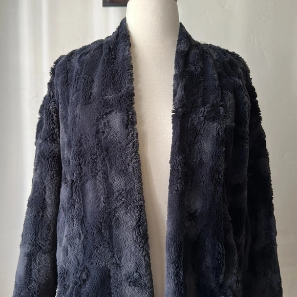 TINY EDITIONS for Anthropologie Equinox Dark Blue Faux Fur Jacket, Size Small - Picture 4 of 16